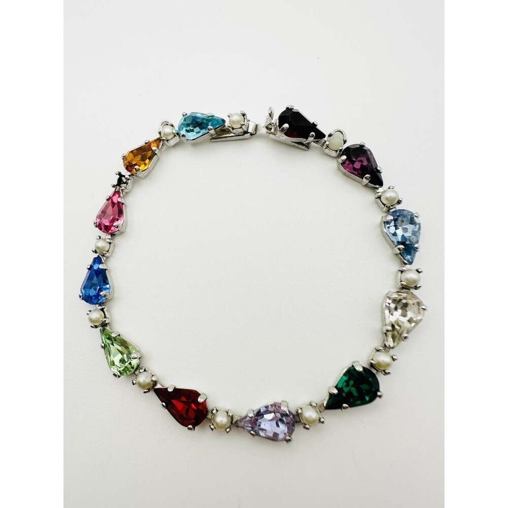Vintage B David Rhinestone Bracelet 7” Read